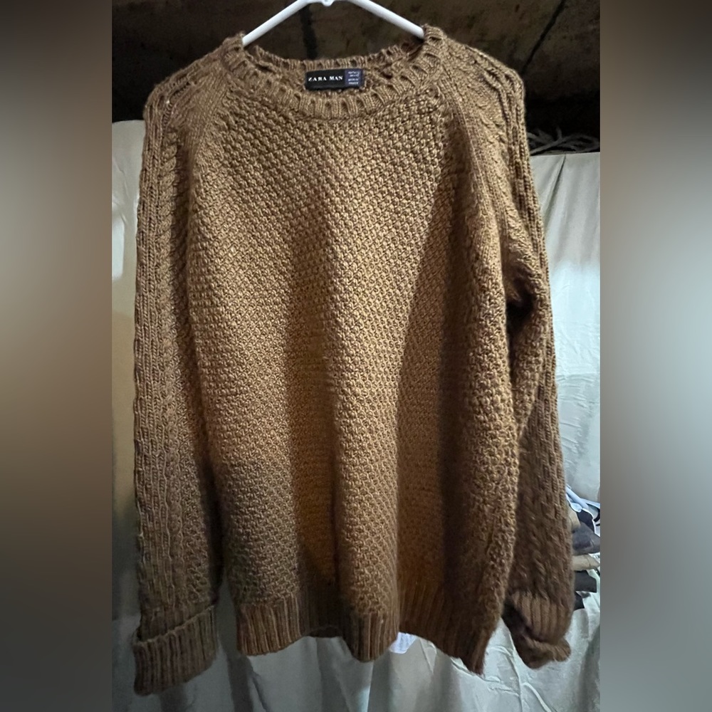 Zara Men’s Sweater